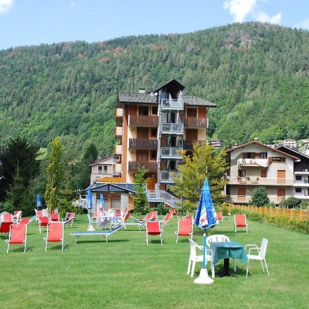 Hotel Derby Априка Екстер'єр фото