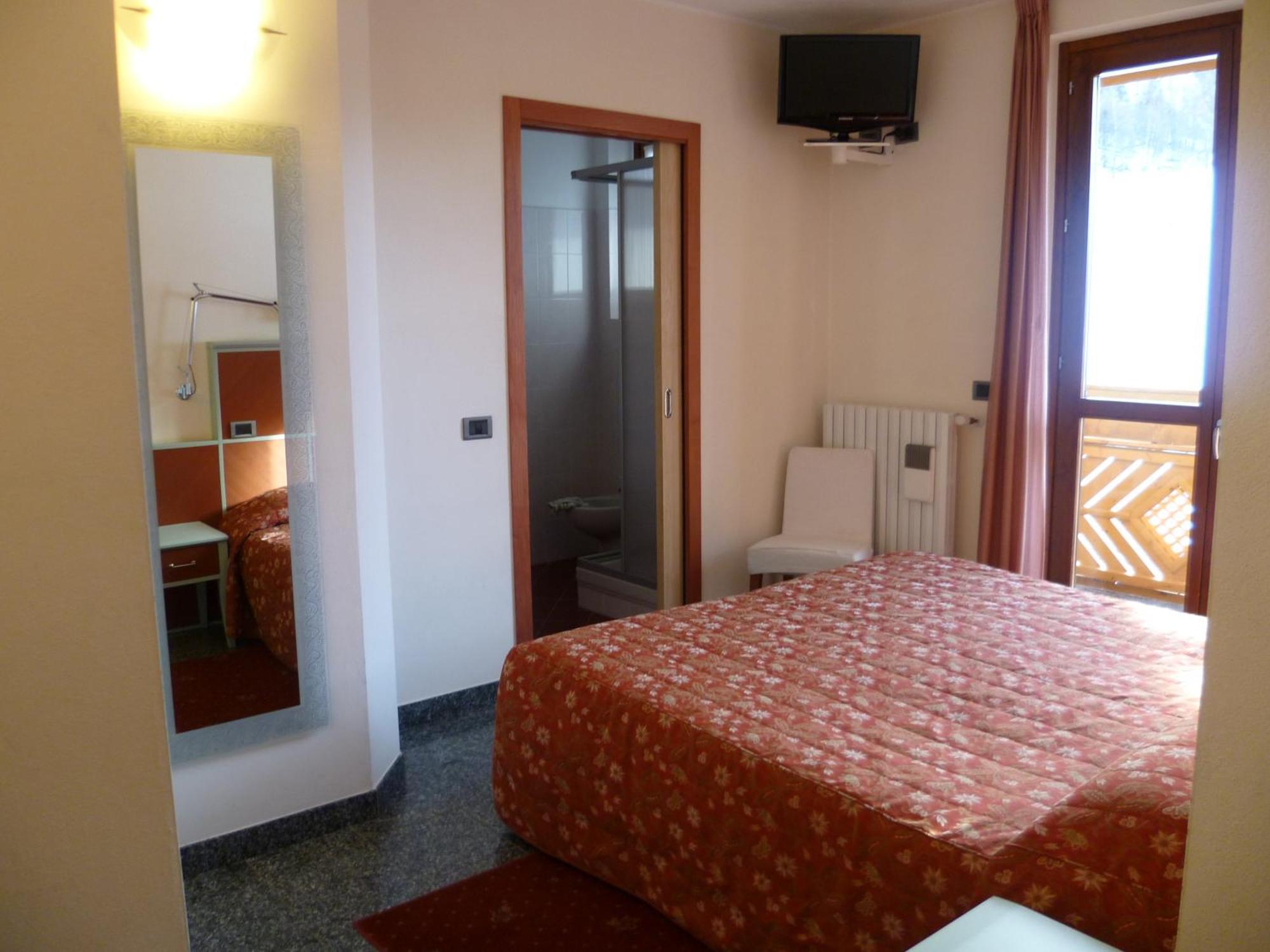 Hotel Derby Априка Екстер'єр фото